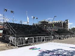 Alquiler de tribunas 2,2m x 2,2m x 3m de altura Alquiler de tribunas