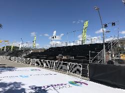 Alquiler de tribunas 2,2m x 2,2m x 3m de altura Alquiler de tribunas