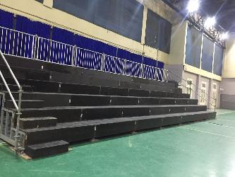 Alquiler de tribunas 4,4m x 13,2m x 3 m de altura Alquiler de tribunas